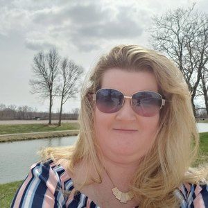 Meet your Posher, Brandi